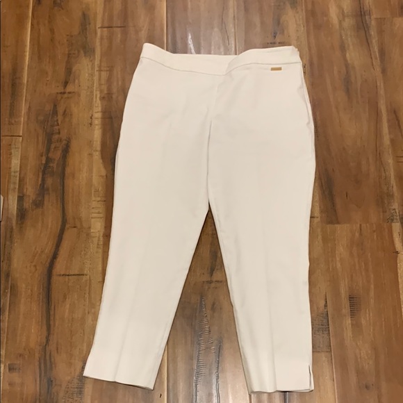 Tory Burch White Pants - Picture 1 of 7